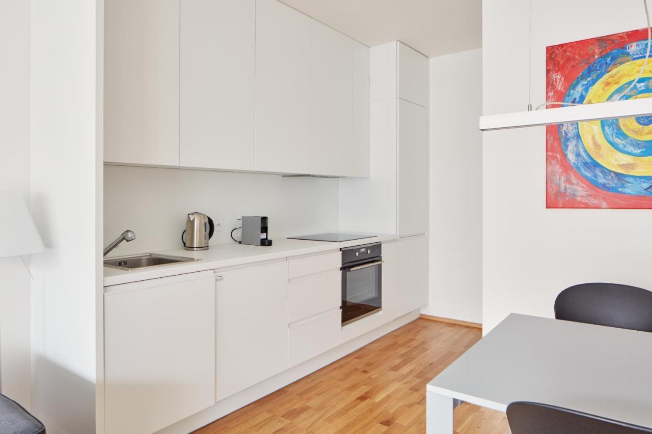 Prague Days - Designer Condo - Trendy Neighborhood Luaran gambar