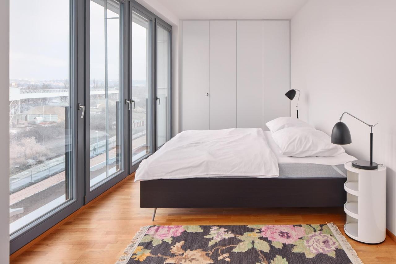 Prague Days - Designer Condo - Trendy Neighborhood Luaran gambar