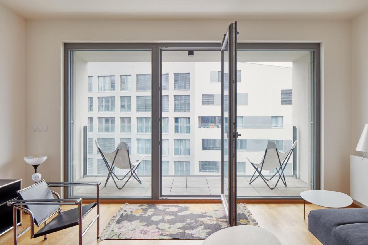 Prague Days - Designer Condo - Trendy Neighborhood Luaran gambar